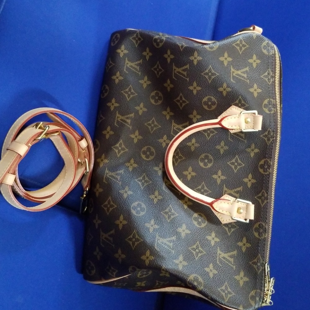 Louis vuitton speedy 35